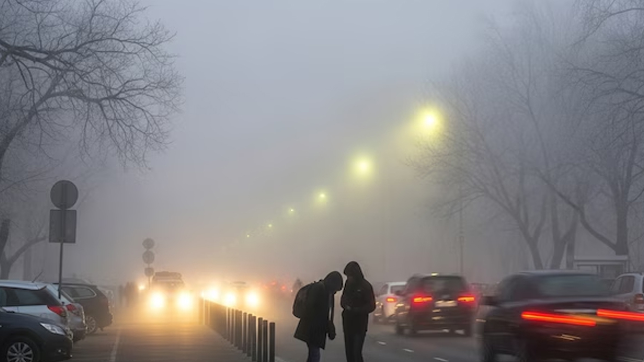 CG News: रायपुर समेत छत्तीसगढ़ में बढ़ेगी ठंड, शीतलहर और धुंध का अलर्ट जारी