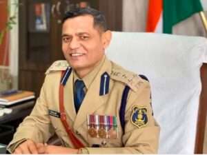 CG News: छत्तीसगढ़ में सीनियर IPS रतनलाल डांगी निलंबित, यौन उत्पीड़न के आरोपों के बीच बड़ी कार्रवाई