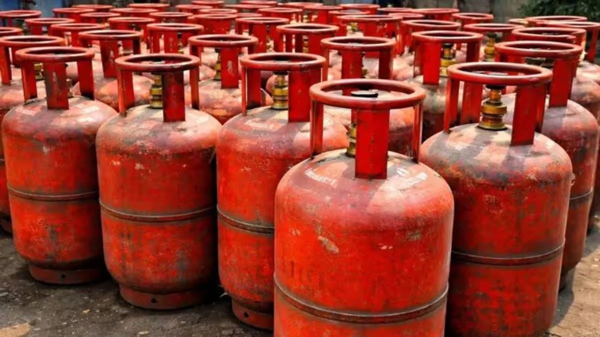 CG News: छत्तीसगढ़ में LPG वितरण पर सख्त नियम लागू, अब 20% ही मिलेगा कमर्शियल गैस