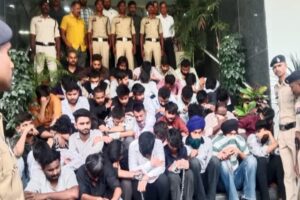 CG News: रायपुर में फर्जी कॉल सेंटर पर छापा, 42 आरोपी गिरफ्तार, अमेरिका-चीन कनेक्शन उजागर