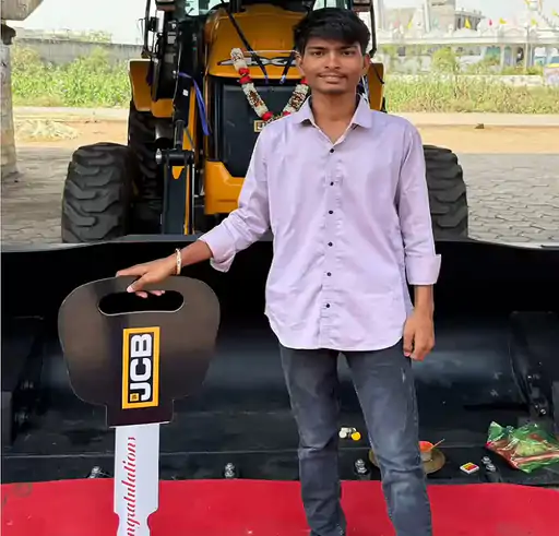 CG News: कांग्रेस नेता के बेटे की घर में घुसकर हत्या, छोटा भाई गंभीर घायल