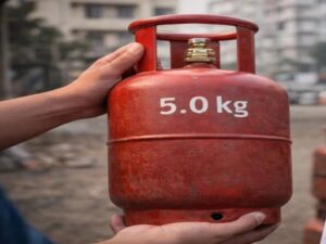 CG News: छत्तीसगढ़ में छात्रों को मिली गैस की किल्लत से राहत, 5 किलो सिलेंडर की सुविधा शुरू