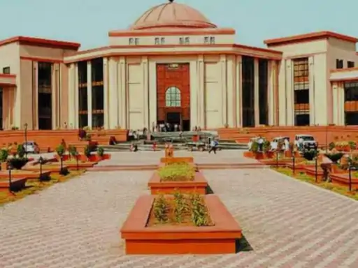 CG News: छत्तीसगढ़ के शिक्षकों के पक्ष में बिलासपुर हाईकोर्ट का बड़ा फैसला, पुरानी पेंशन पर सरकार की अपील खारिज