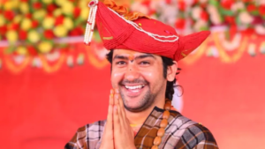 UP News: प्रयागराज में हनुमंत कथा के दौरान लेंसकार्ट पर भड़के धीरेंद्र शास्त्री, धार्मिक प्रतीकों को लेकर दी चेतावनी