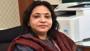 CG News: रायपुर के करेंसी टावर में बड़ा हादसा टला, ACS ऋचा शर्मा लिफ्ट में फंसीं, सुरक्षा व्यवस्थाओं पर उठे सवाल