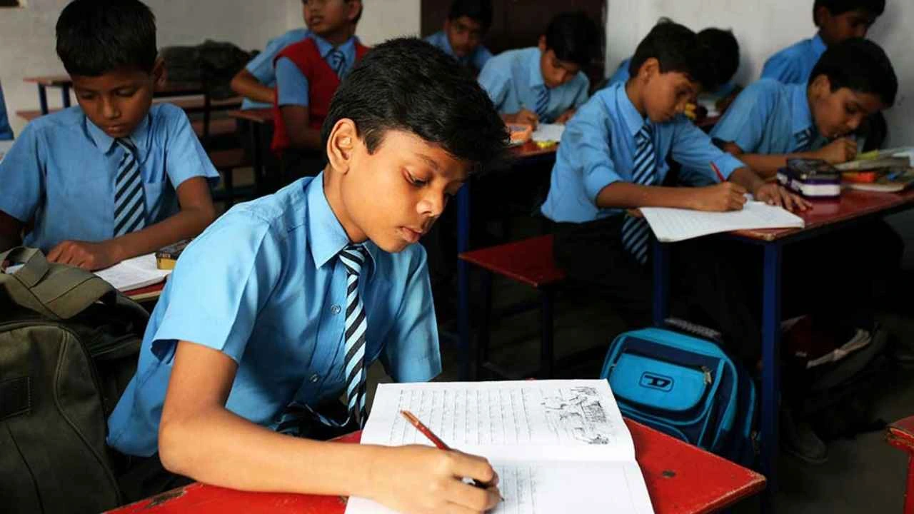CG News: छत्तीसगढ़ प्राइवेट स्कूल मैनेजमेंट एसोसिएशन का ऐलान, 18 मई से RTE के तहत प्रवेश शुरू