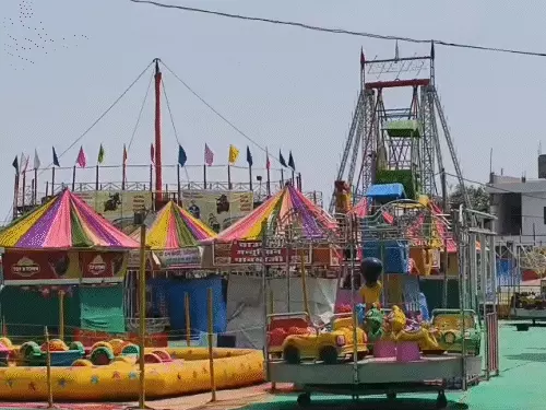 CG News: कोरबा डिज्नीलैंड मेले में बवाल, झूला दोबारा घुमाने की मांग पर पति-पत्नी से मारपीट