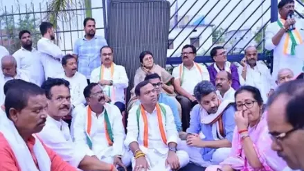 CG News: सूरजपुर में कांग्रेस का प्रदर्शन तेज, आर्म्स एक्ट केस बना विवाद