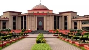 CG News: मेडिकल लैब टेक्नोलॉजिस्ट भर्ती मामला: छत्तीसगढ़ हाई कोर्ट ने कोविड बोनस अंक काटने को अवैध ठहराया
