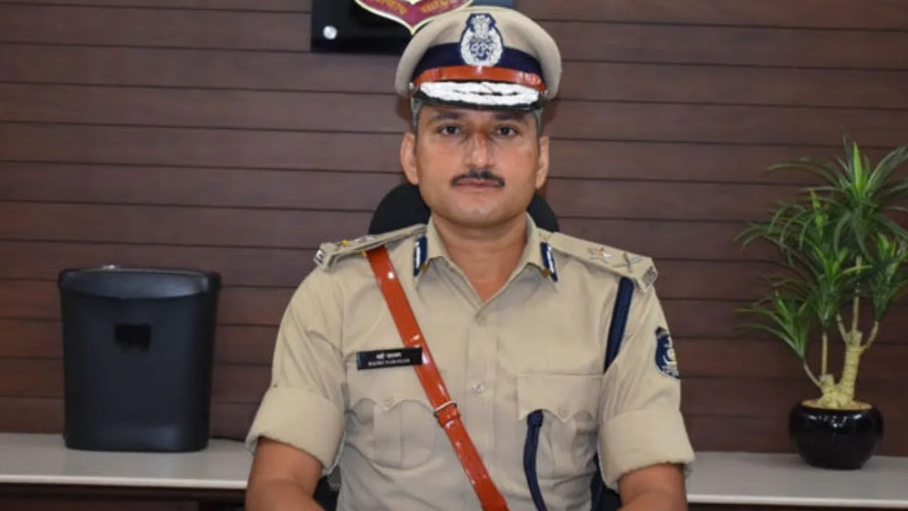CG News: 2004 बैच के IPS बद्रीनारायण मीणा बने बस्तर के नए IG, सरकार ने जारी किया आदेश