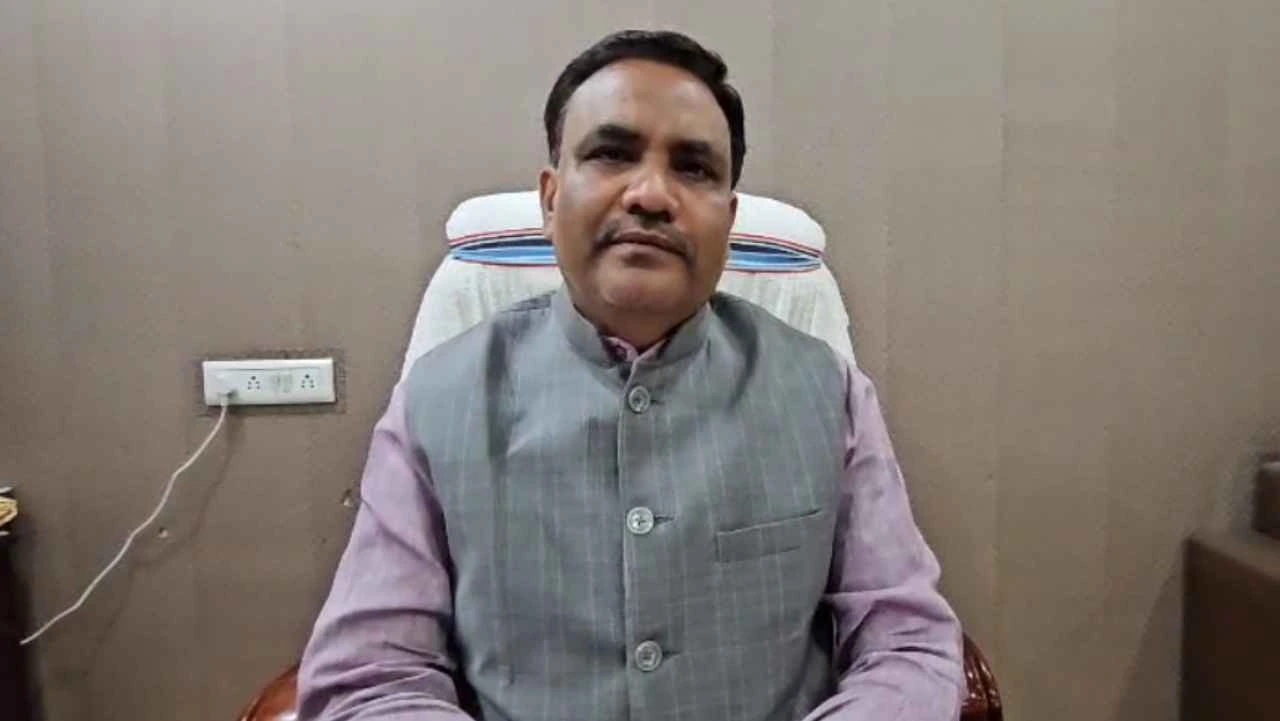 CG News: छत्तीसगढ़ वक्फ बोर्ड अध्यक्ष डॉ. सलीम राज का व्हाट्सएप हैक, परिचितों से मांगे गए 56 हजार रुपये