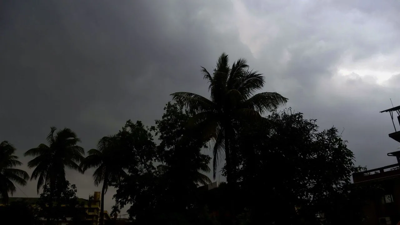 CG News: प्री-मानसून ने बदला छत्तीसगढ़ का मौसम, रायपुर-दुर्ग समेत 12 शहरों में ऑरेंज अलर्ट जारी