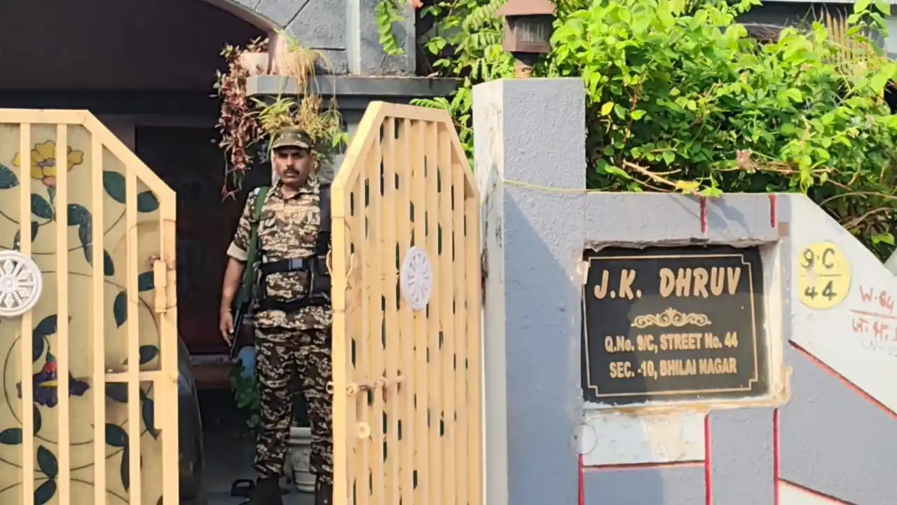 CG News: CGPSC भर्ती घोटाले में ED की बड़ी कार्रवाई, रायपुर और भिलाई में पूर्व अधिकारियों के ठिकानों पर छापेमारी