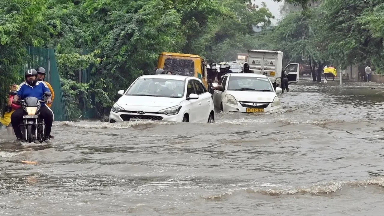CG News: छत्तीसगढ़ मौसम अपडेट, अगले 5 दिन सक्रिय रहेगा मानसून, कई जिलों में भारी बारिश और जलभराव की चेतावनी
