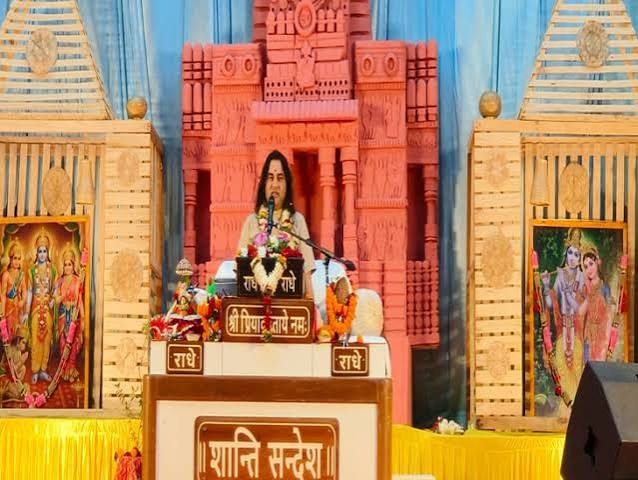 CG News: रायपुर में देवकीनंदन ठाकुर बोले, तीर्थों की पवित्रता और धार्मिक मर्यादा बनाए रखना हर श्रद्धालु की जिम्मेदारी