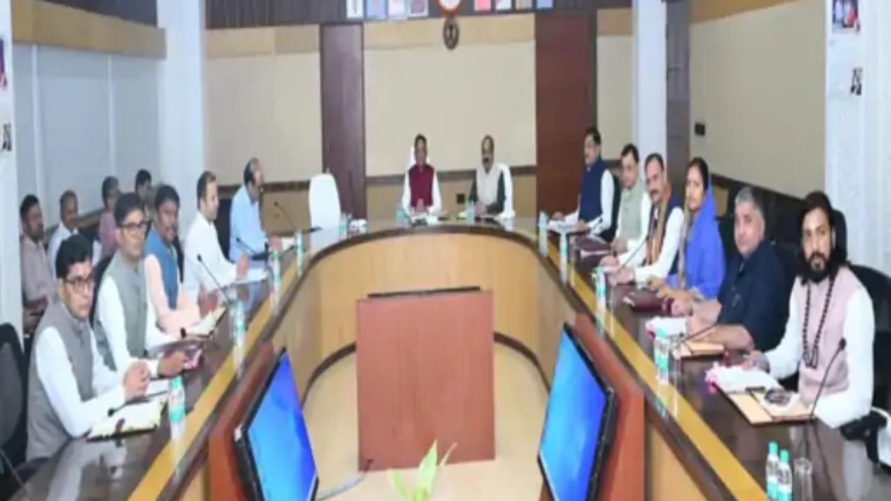 CG News: CM साय की कैबिनेट में बड़े फैसले, अग्निवीरों को आरक्षण और किसानों के लिए बनी नई समिति