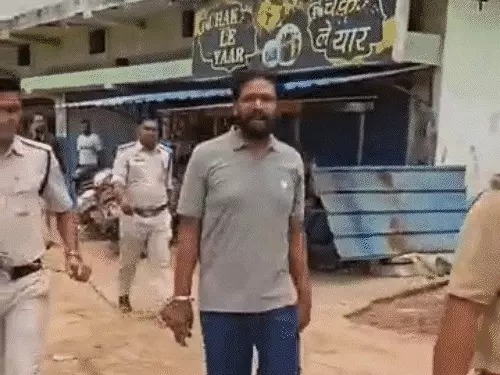 CG News: रायगढ़ में 'पाकिस्तान जिंदाबाद' नारे मामले में नया मोड़, पत्नी ने वापस ली शिकायत