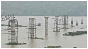 CG News: कोरबा में 299 करोड़ की सीवरेज परियोजना पर मानसून का असर, हसदेव नदी में बढ़े जलस्तर से काम रुका