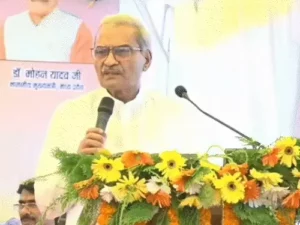 CG News: E20 पेट्रोल विवाद पर भूपेश बघेल का पलटवार, जनार्दन मिश्रा के बयान पर सियासी हमला