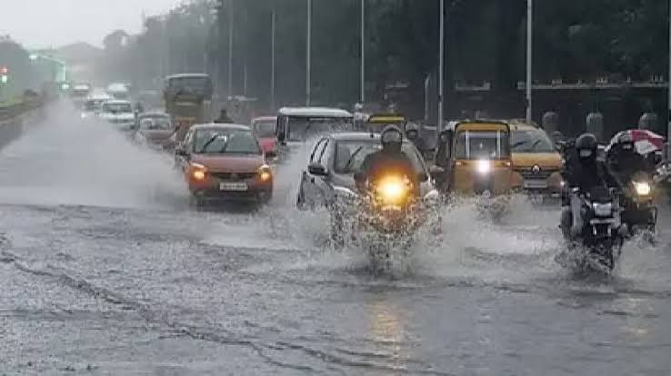 CG Weather: प्रदेश में मानसून फिर एक्टिव, कई जिलों में भारी बारिश और आंधी का अलर्ट