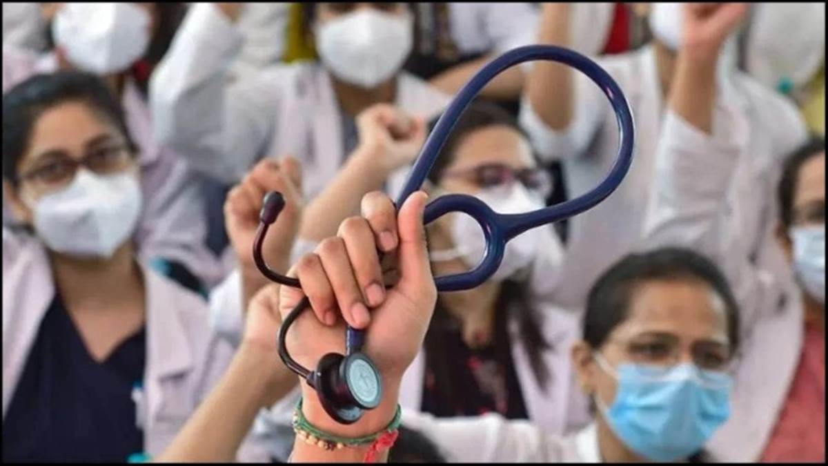 CG News: छत्तीसगढ़ में MBBS इंटर्न्स का स्टाइपेंड बढ़कर 25 हजार रुपए हुआ, 1 अक्टूबर से लागू होंगी नई दरें
