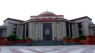 CG News: छत्तीसगढ़ हाईकोर्ट में ड्राइवर और आकस्मिकता निधि कर्मचारियों के बढ़े पद, 30 सितंबर तक कर सकते हैं आवेदन