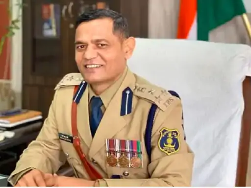 CG News: सस्पेंडेड IPS रतन लाल डांगी के खिलाफ यौन शोषण के आरोप जांच में सही पाए गए, हाईकोर्ट को दी गई पुलिस विभाग द्वारा जानकारी