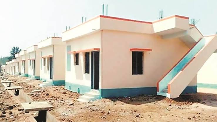CG News: रायगढ़ नगर निगम की सख्ती, प्रधानमंत्री आवास योजना के अधूरे मकानों पर होगी वसूली की कार्रवाई