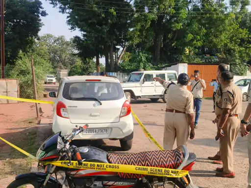 CG News: बालोद में दर्दनाक हादसा, लाइब्रेरी से लौट रही पुलिसकर्मी की बेटी पर एसिड अटैक, रायपुर रेफर
